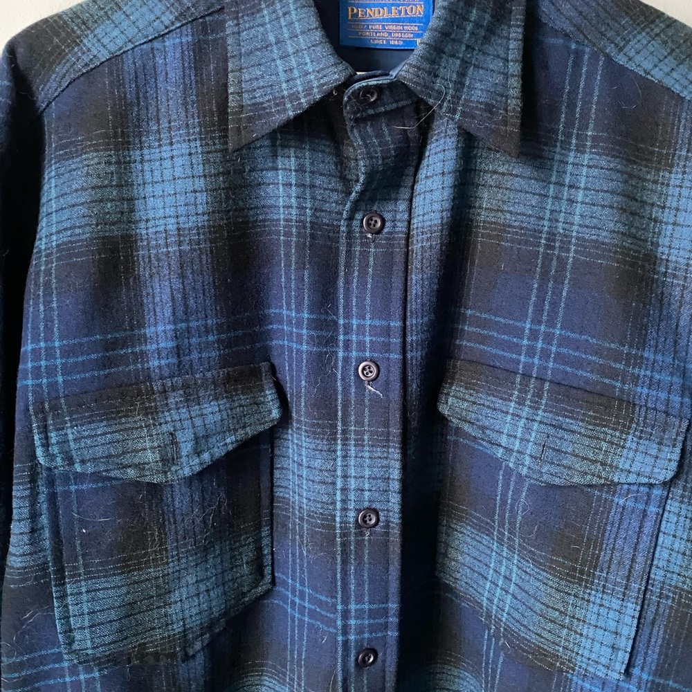 Pendleton Blue Flannel Size Medium - image 3